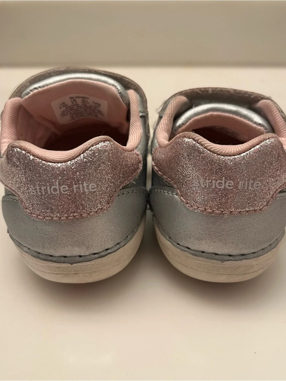 Stride Rite Kennedy Toddler Silver & Pink Star Velcro Leather Shoes Size 4.5